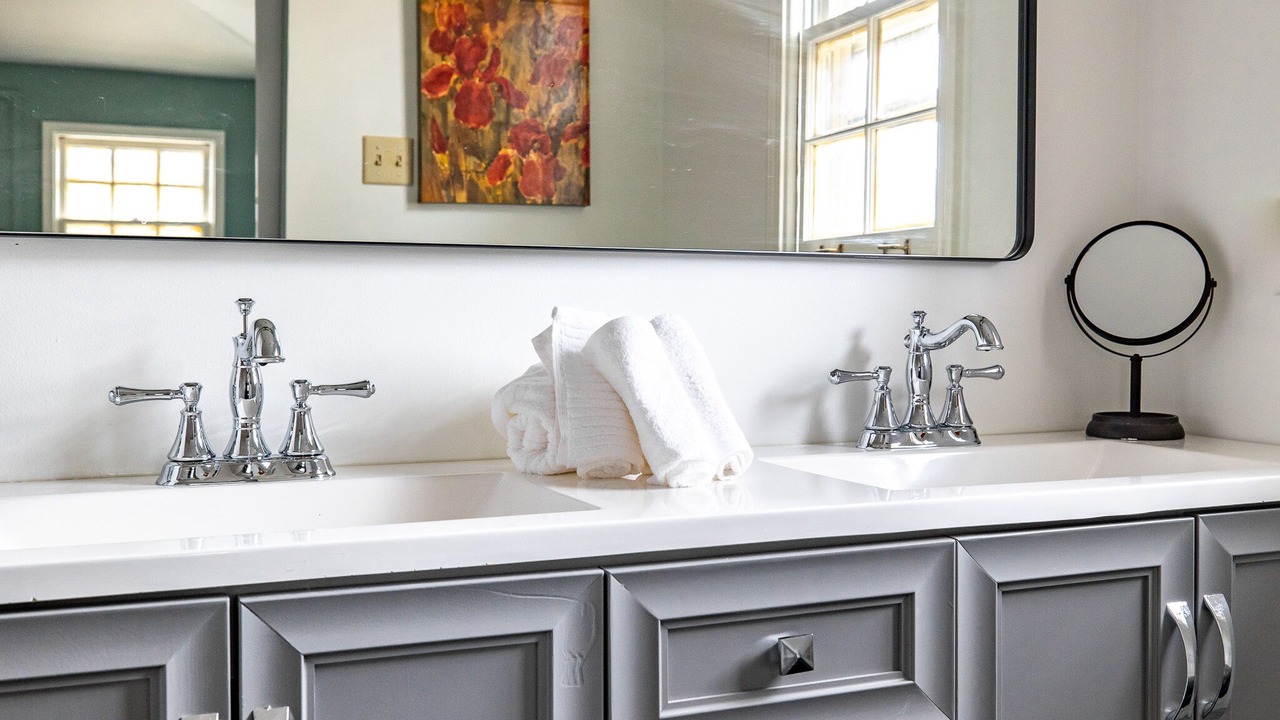 Photo of Bathroom in East Memphis