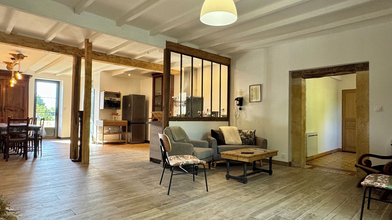 Photo of Livingroom in Saint-Martin-de-Villereal