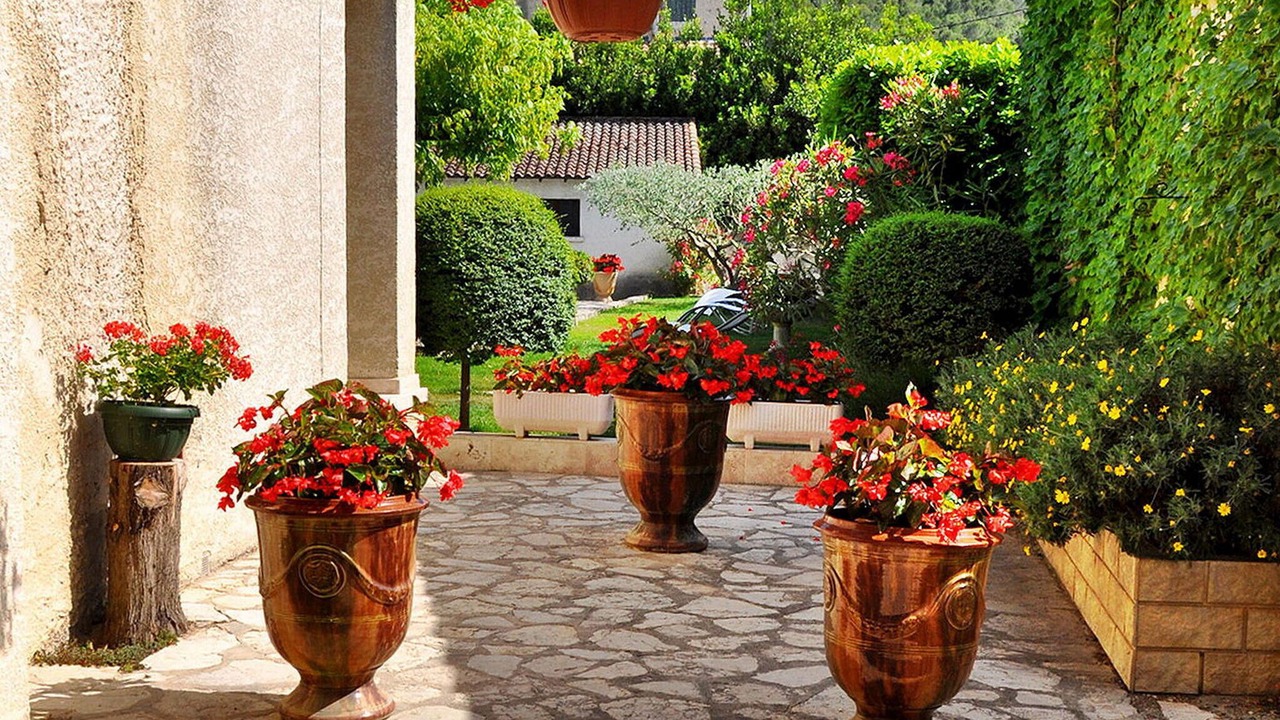 Photo of Others in Barbentane