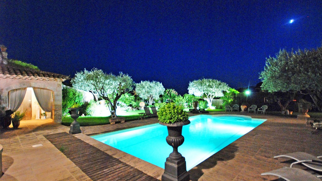 Photo of Outdoor in Roaix