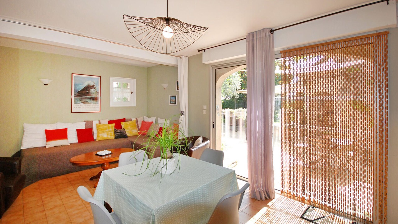 Photo of Bedroom in Roaix