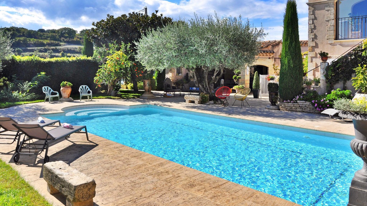 Photo of Outdoor in Roaix