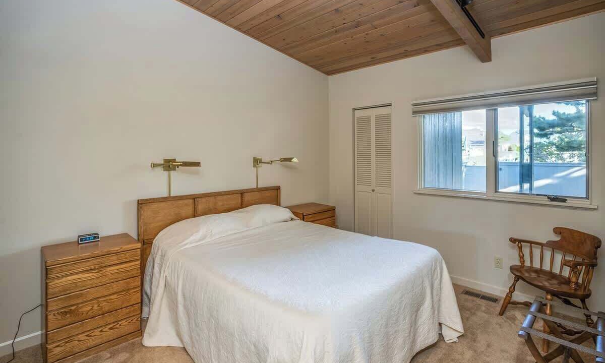 Photo of Bedroom in Gearhart