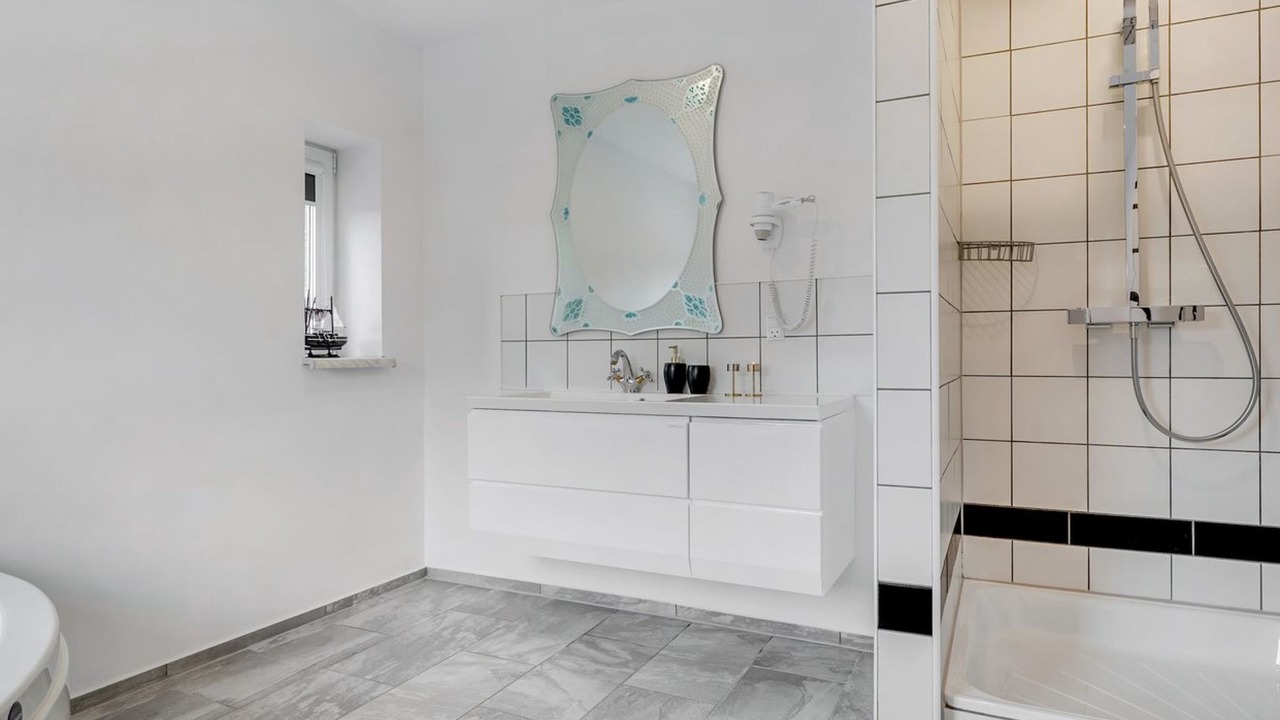 Photo of Bathroom in Ballum