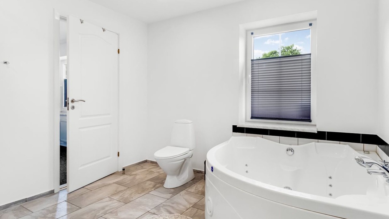 Photo of Bathroom in Ballum