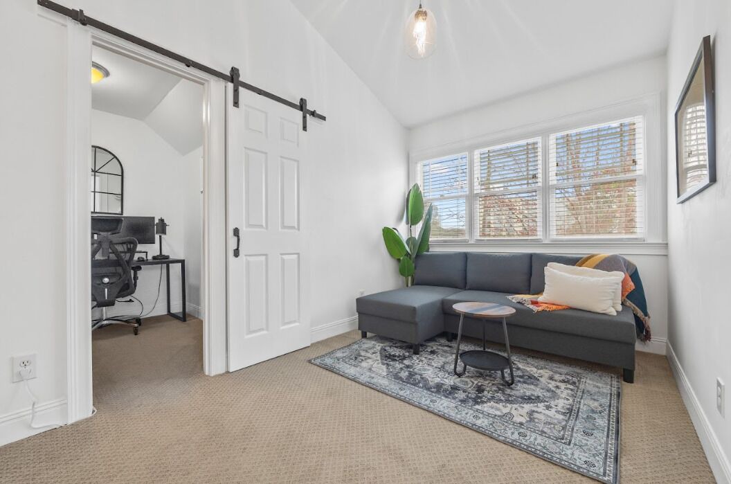 Photo of Livingroom in Reynoldstown