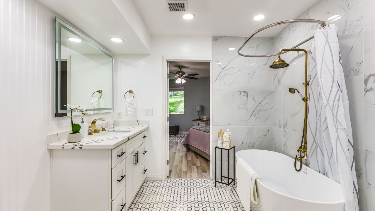 Photo of Bathroom in North Ridge
