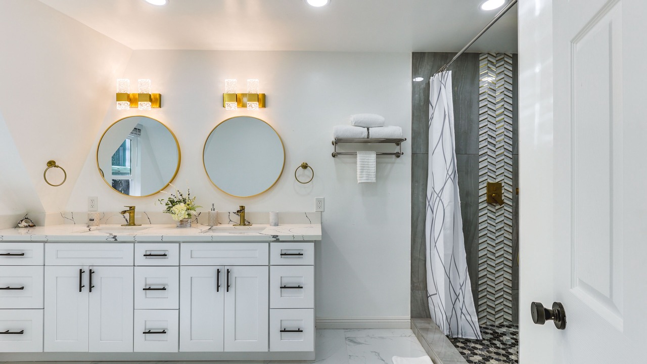 Photo of Bathroom in North Ridge
