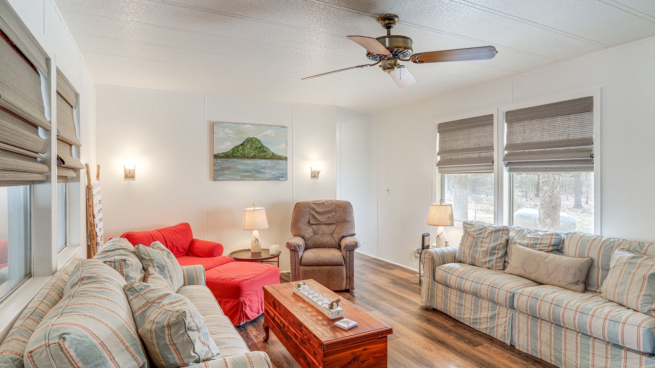 Photo of Livingroom in Higden