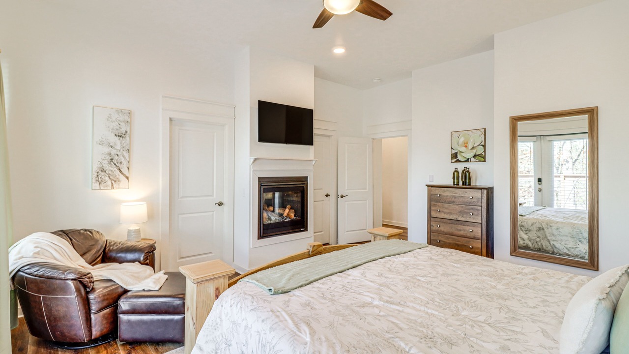 Photo of Bedroom in Heber Springs