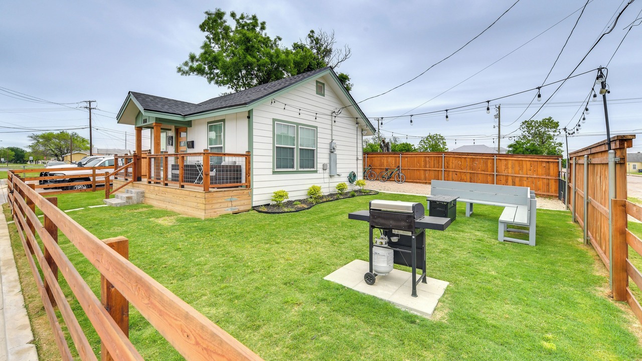 Photo of Outdoor in East Riverside