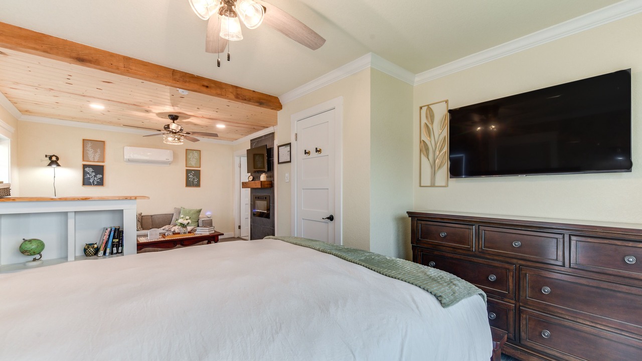 Photo of Bedroom in East Riverside