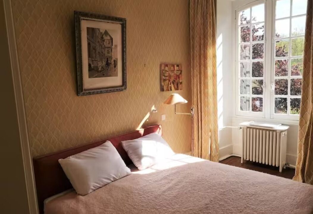 Photo of Bedroom in Vallon-en-Sully