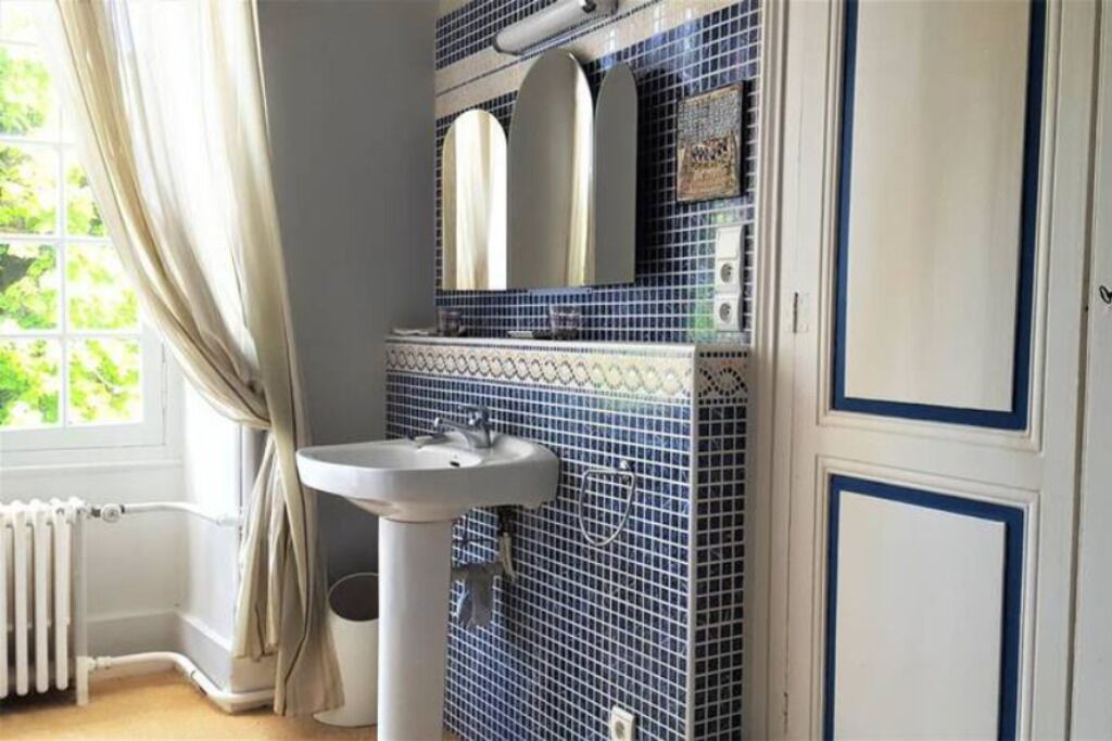 Photo of Bathroom in Vallon-en-Sully
