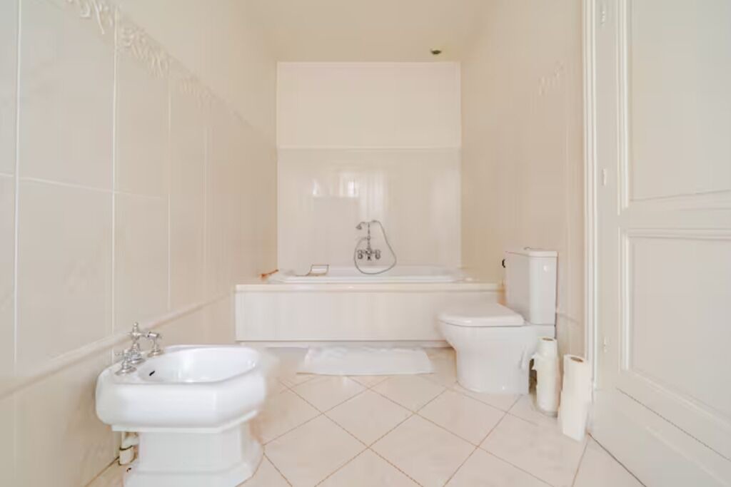 Photo of Bathroom in Vallon-en-Sully