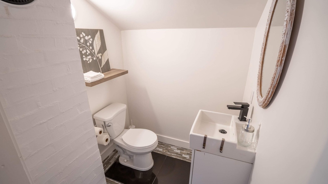 Photo of Bathroom in Saint-Brigitte-de-Laval