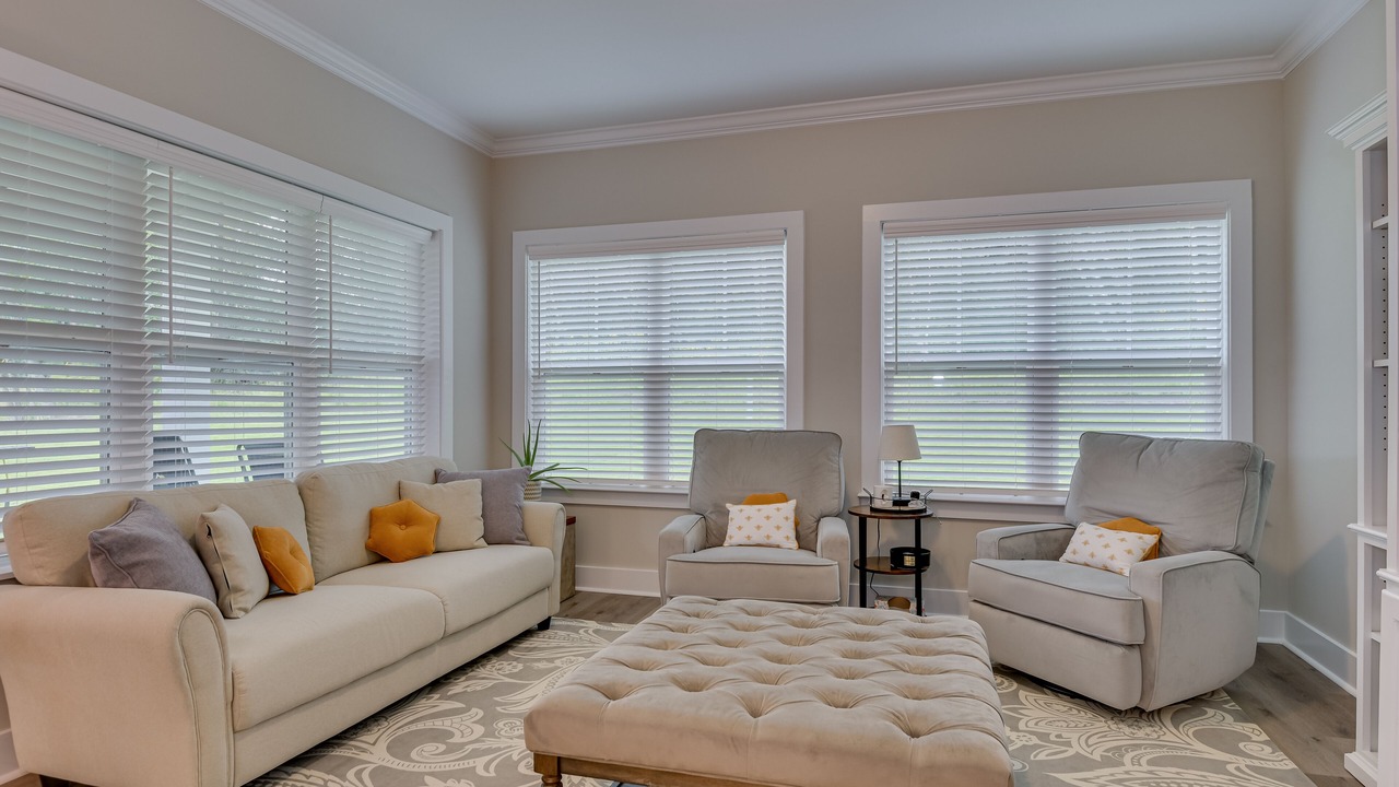 Photo of Livingroom in Evans