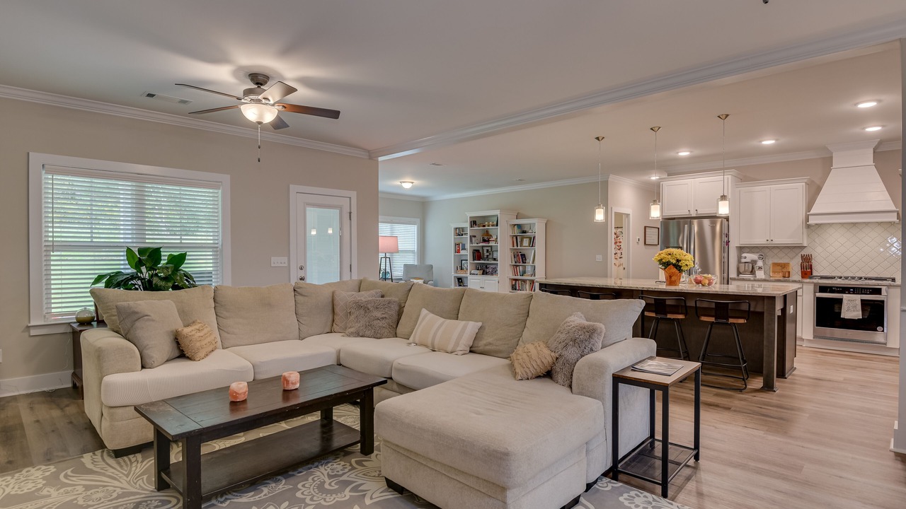 Photo of Livingroom in Evans