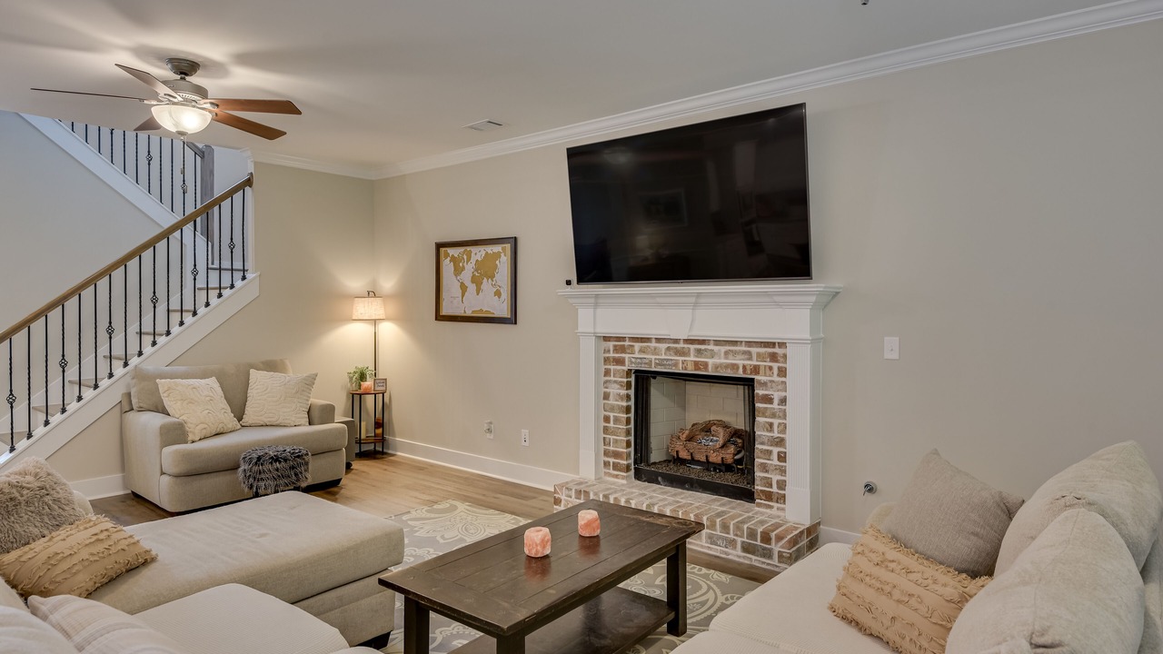 Photo of Livingroom in Evans