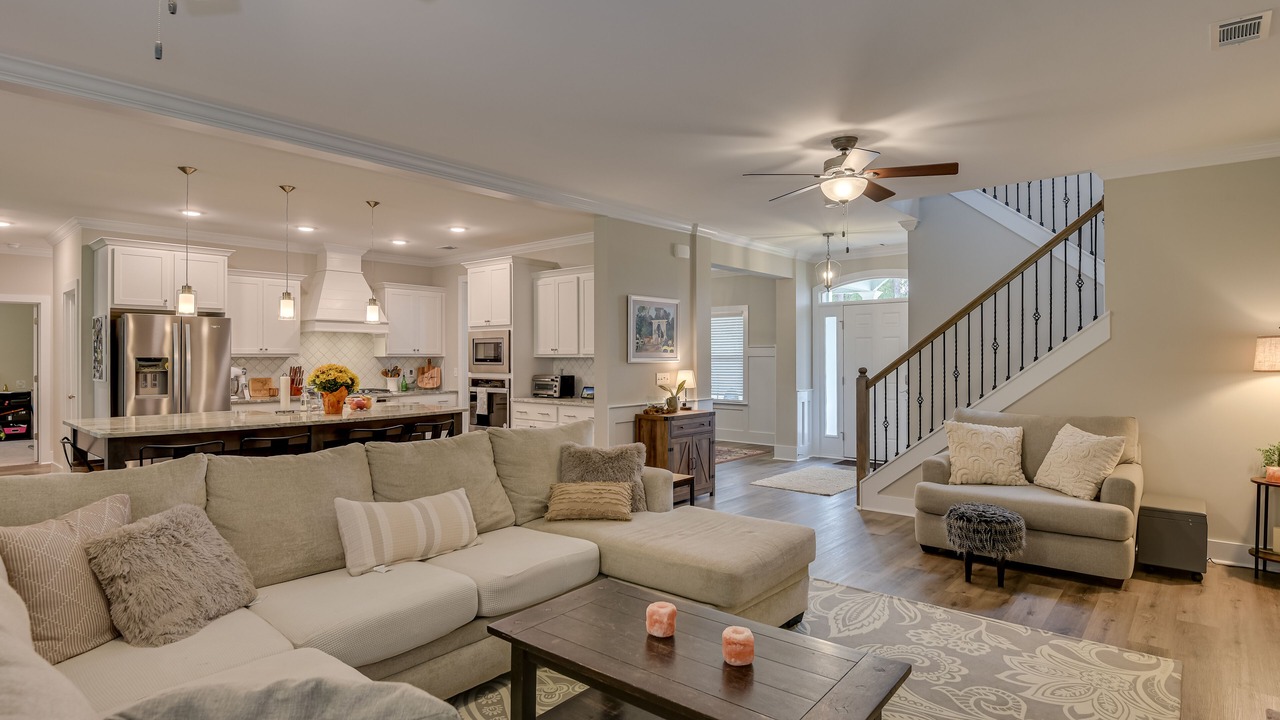 Photo of Livingroom in Evans