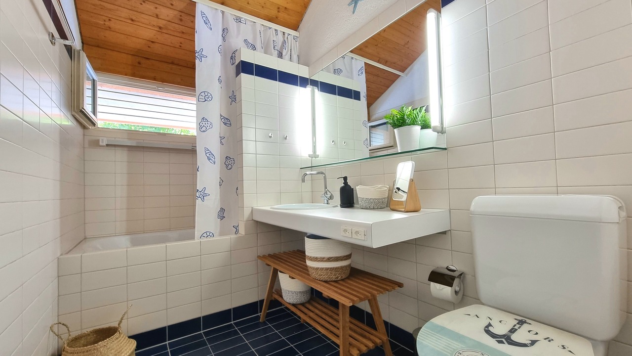 Photo of Bathroom in Darligen
