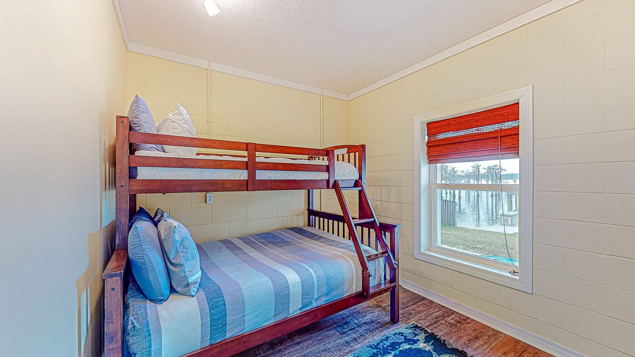 Photo of Bedroom in Marianna