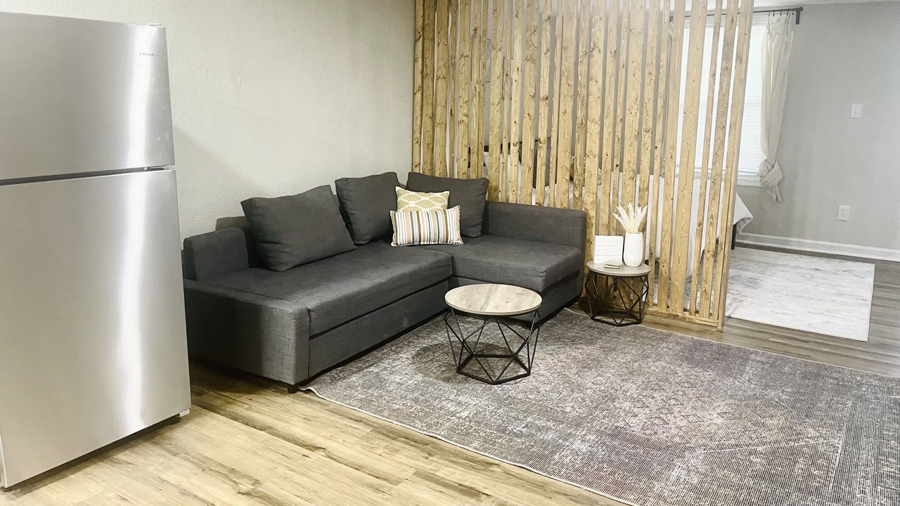 Photo of Livingroom in Churchland