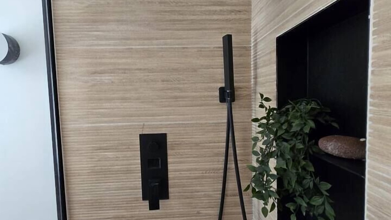 Photo of Bathroom in Cheronvilliers