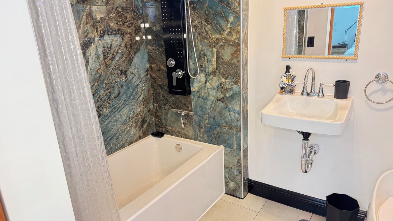 Photo of Bathroom in Highlands