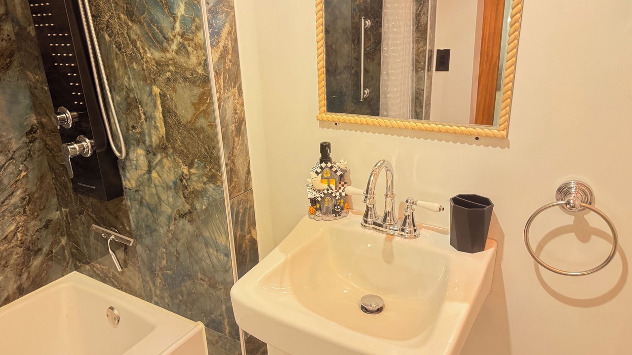 Photo of Bathroom in Highlands