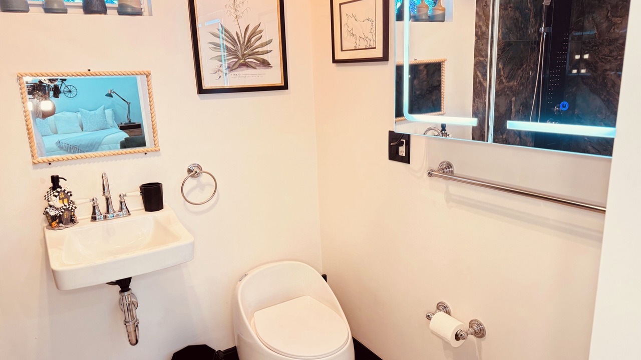 Photo of Bathroom in Highlands