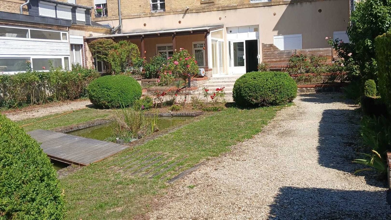 Photo of Outdoor in Sedan