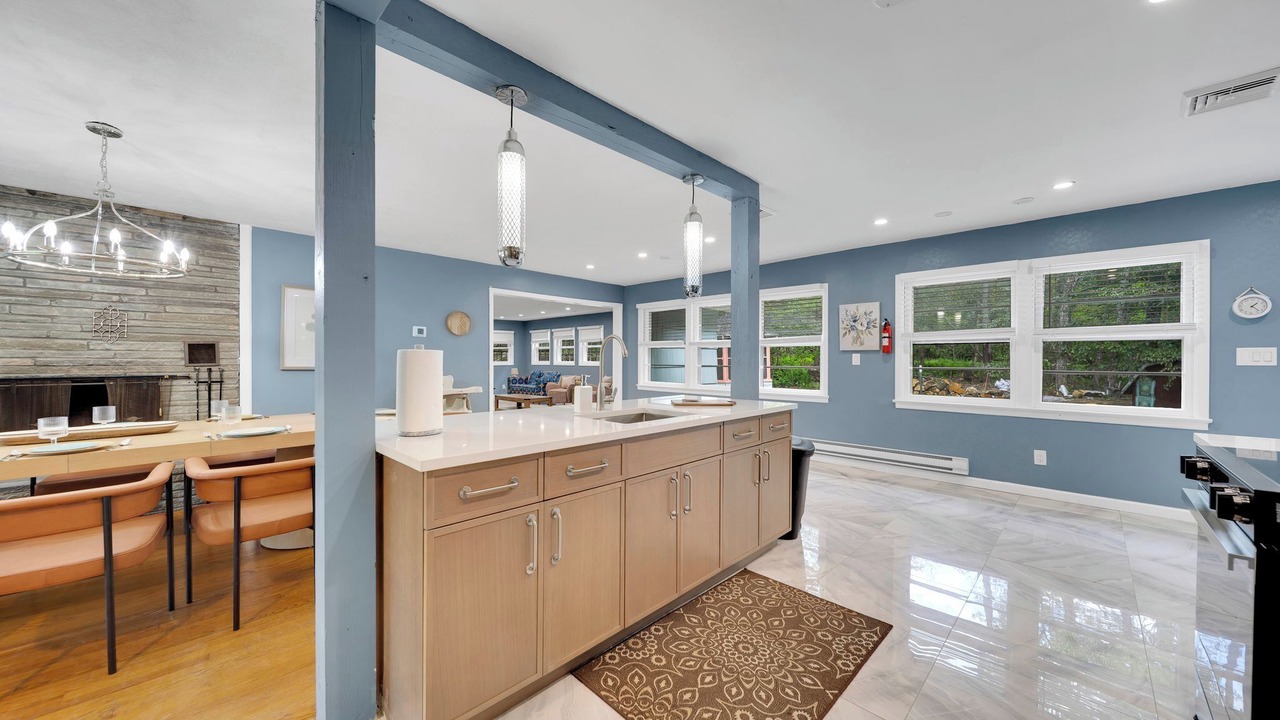 Photo of Others in Liberty