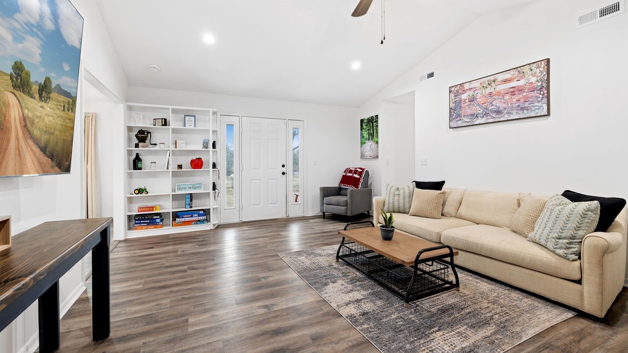 Photo of Livingroom in Lincoln