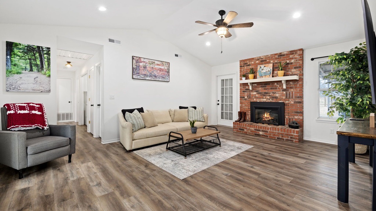 Photo of Livingroom in Lincoln