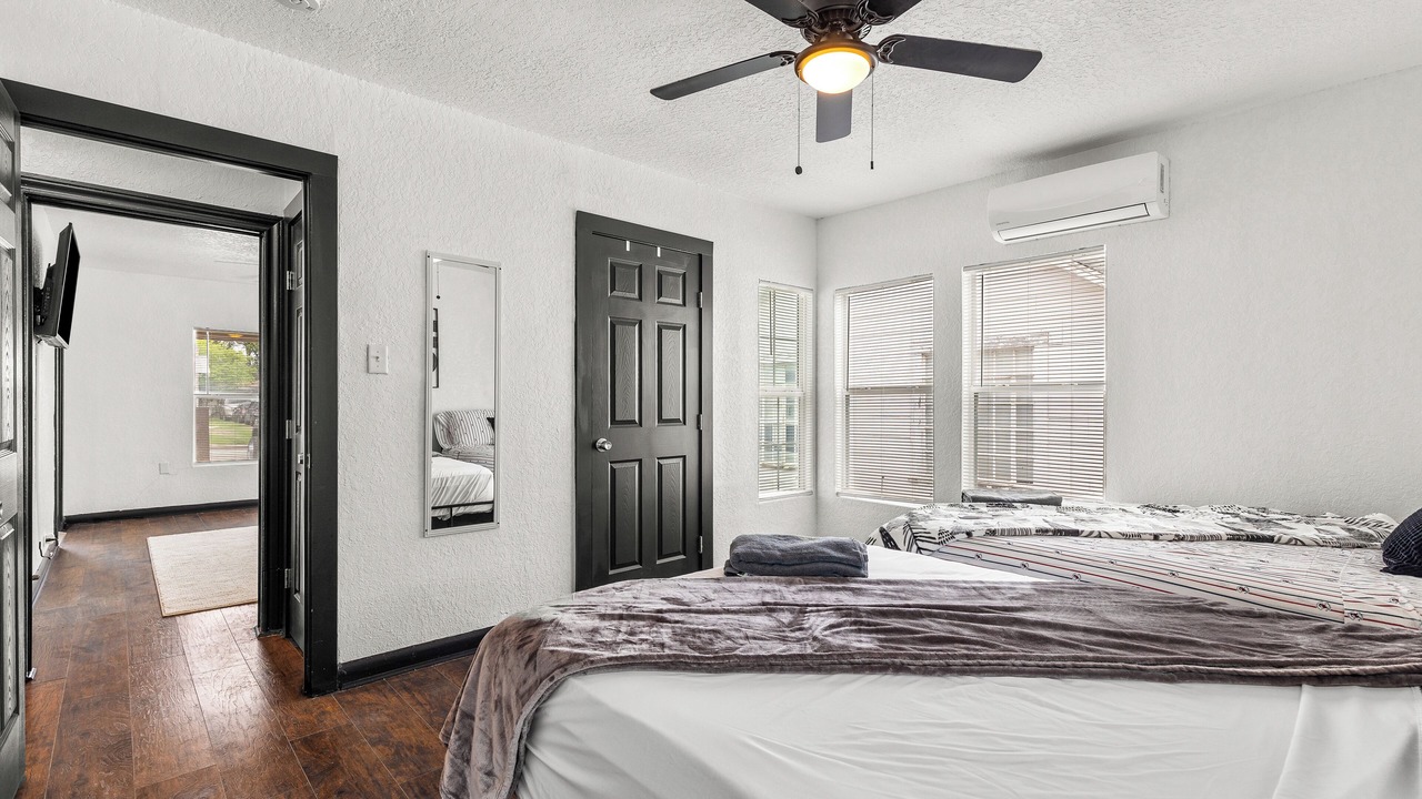 Photo of Bedroom in Highland Park