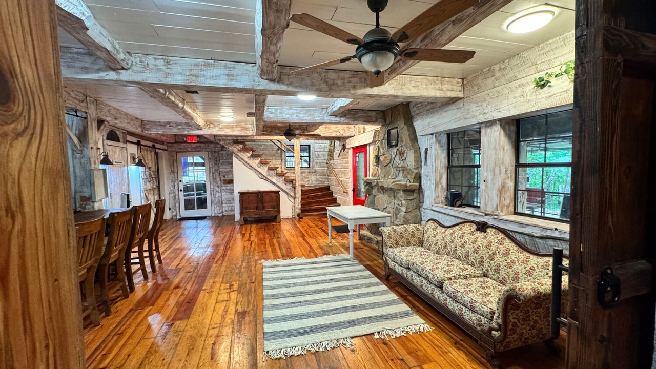 Photo of Bedroom in Midlothian