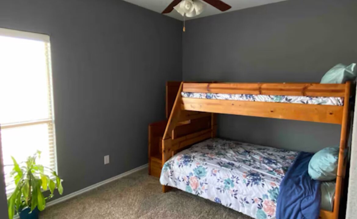 Photo of Bedroom in Midlothian