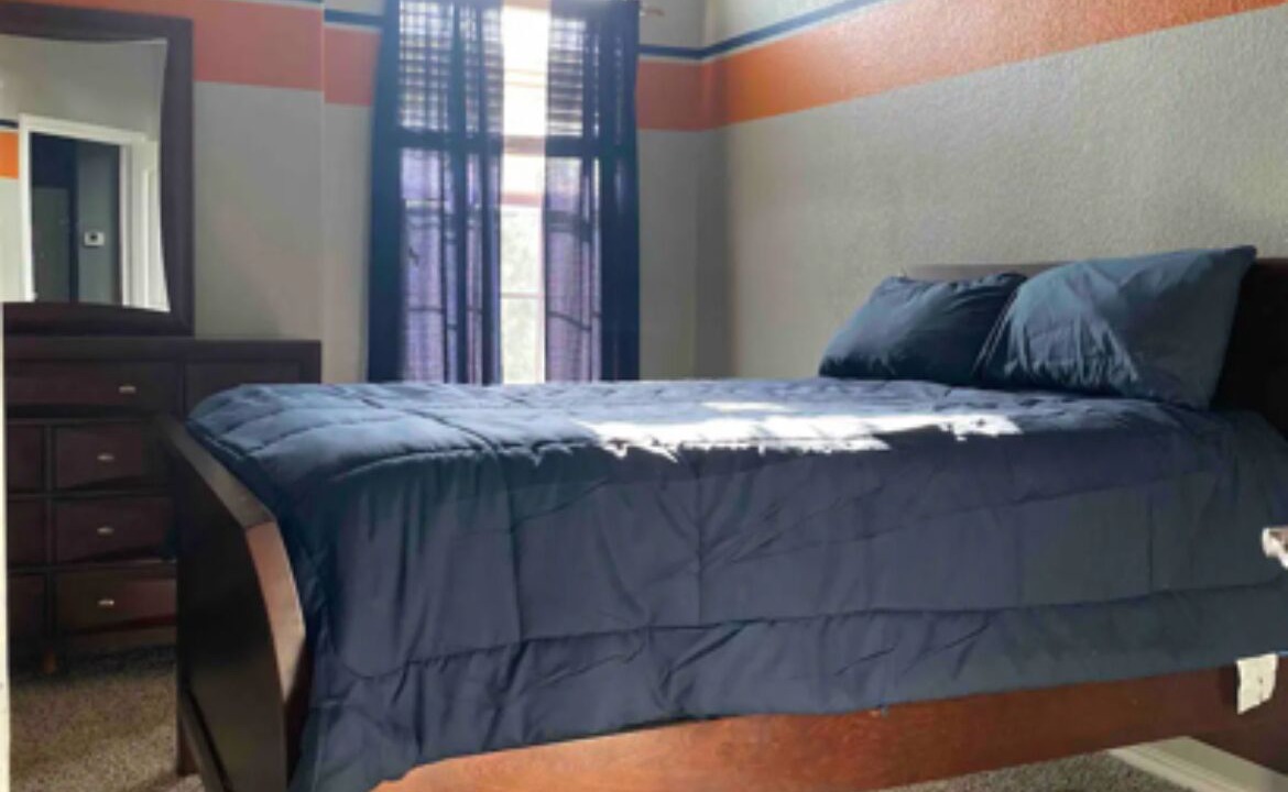 Photo of Bedroom in Midlothian