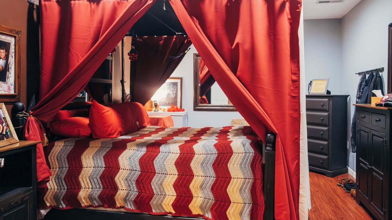 Photo of Others in New Holland