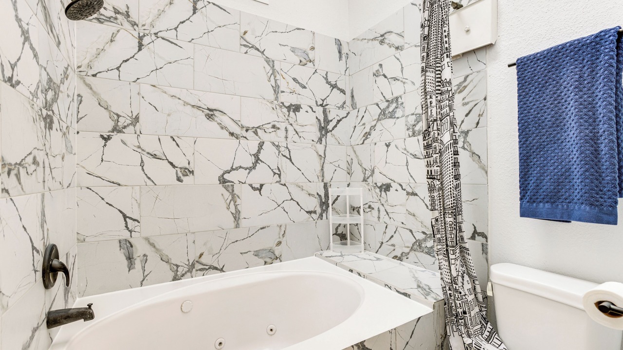 Photo of Bathroom in Bammel