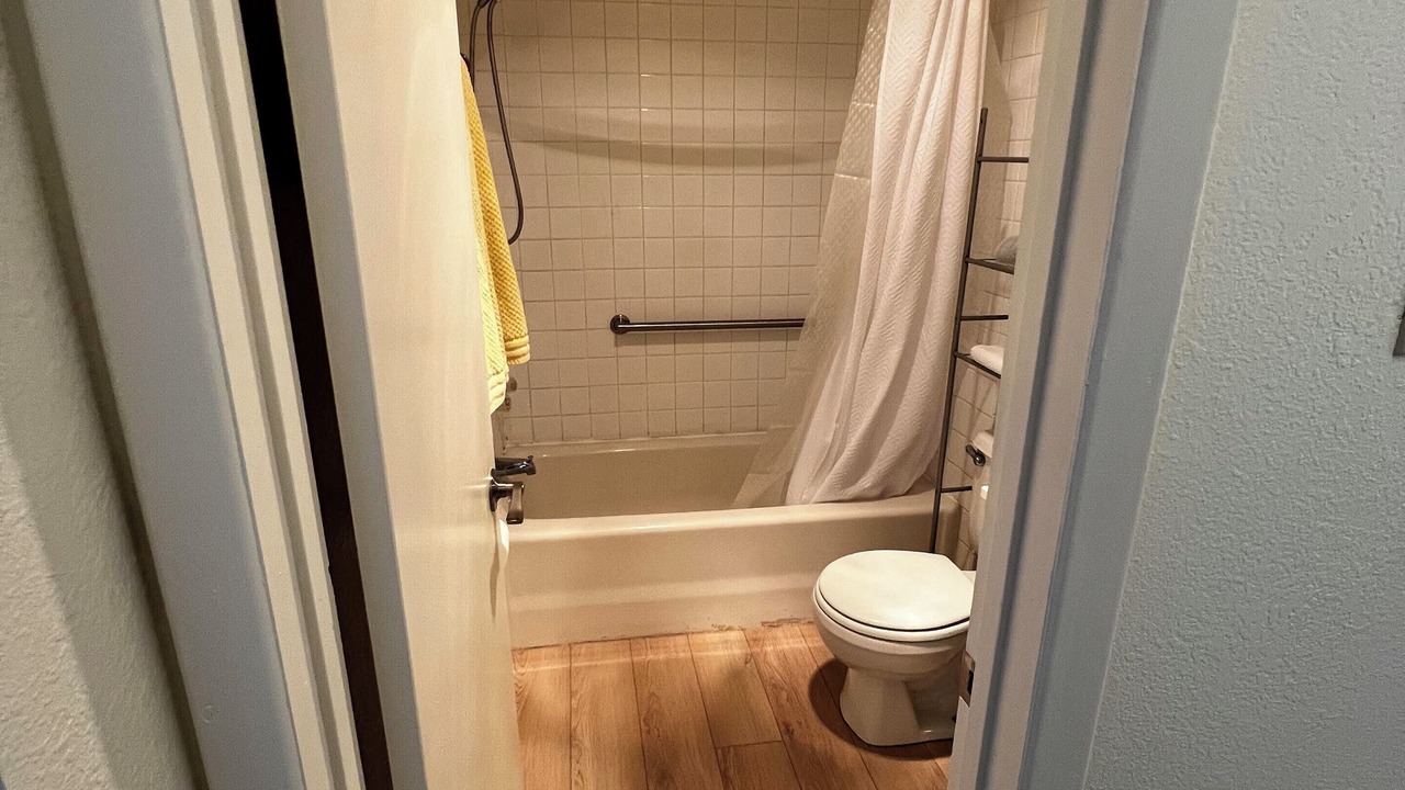 Photo of Bathroom in Alamogordo