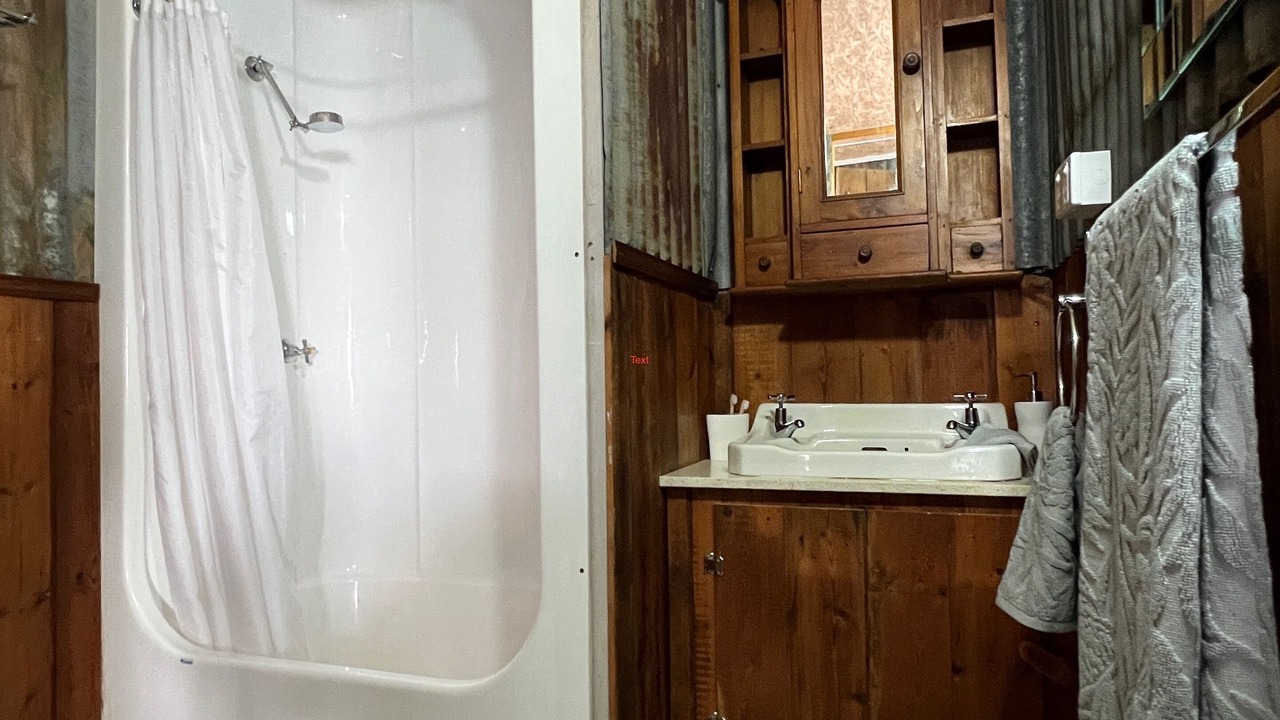 Photo of Bathroom in Numurkah