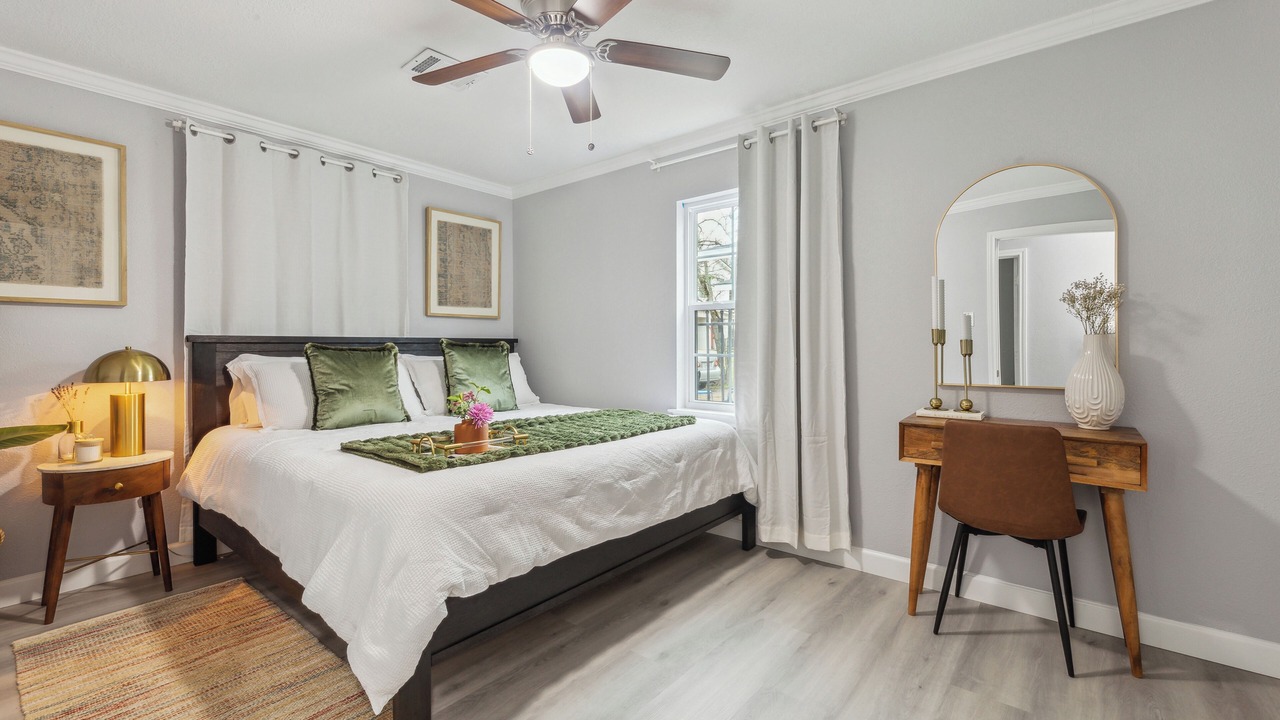 Photo of Bedroom in Chestnut
