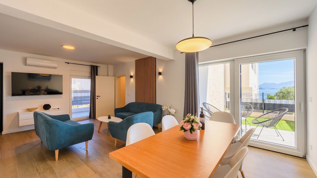 Photo of Livingroom in Sreser