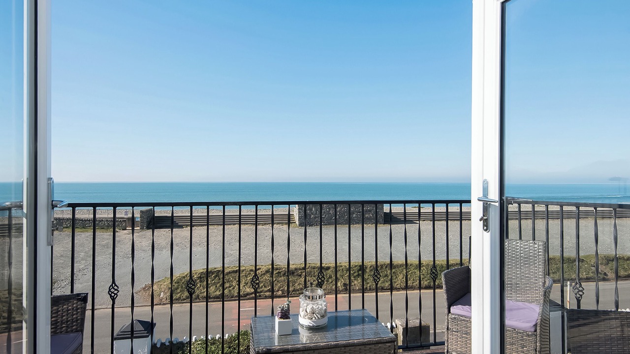 Photo of Patio Balcony in Dinas Dinlle