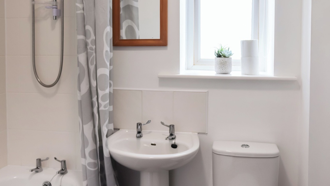 Photo of Bathroom in Dinas Dinlle