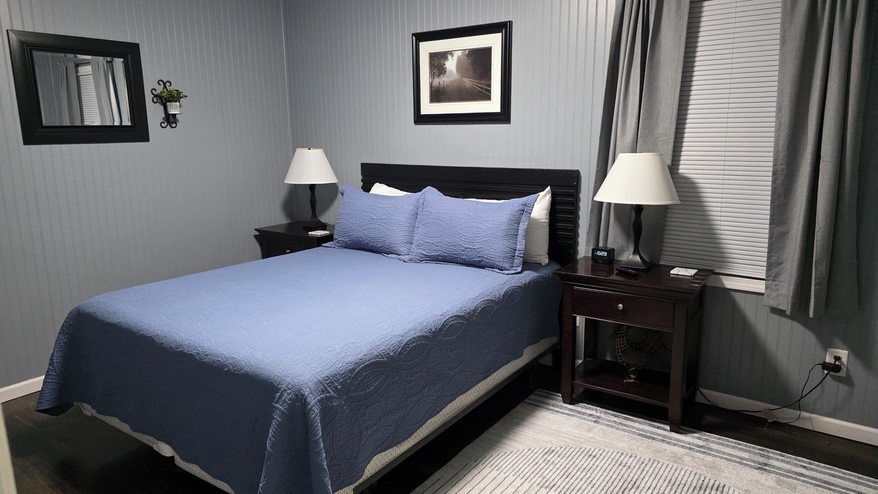 Photo of Bedroom in Johnson County