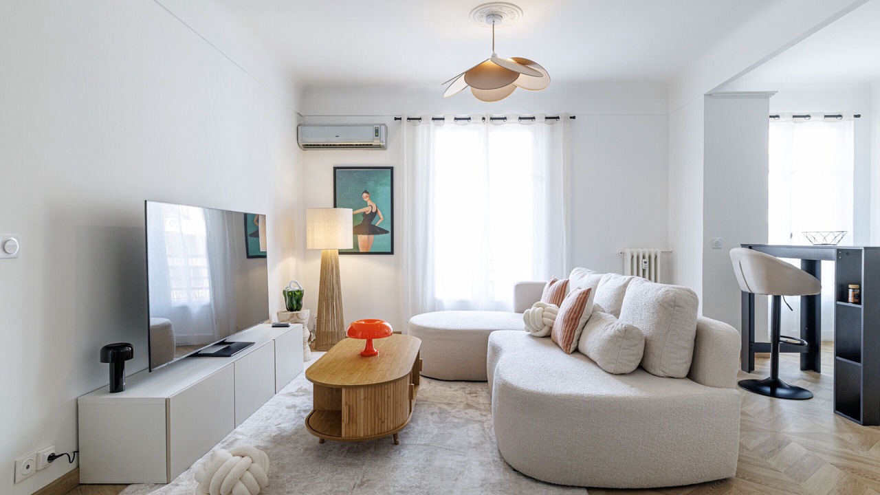 Photo of Livingroom in Liberation