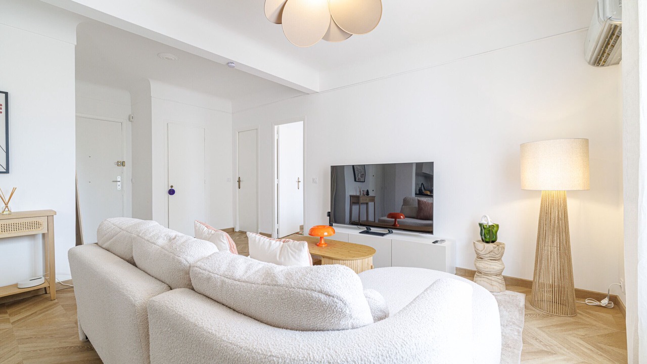 Photo of Livingroom in Liberation